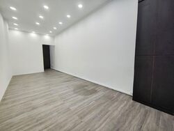 Ang Mo Kio Avenue 8 (D20), Shop House #573916541